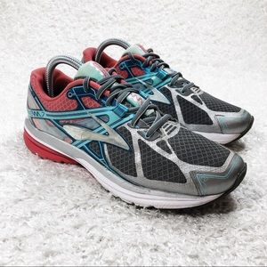 brooks womens running shoes wide width